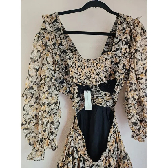 NWD By Anthropologie V-Neck Ruffle Cutout Dress Size S Neutral 9E405 - Picture 7 of 14